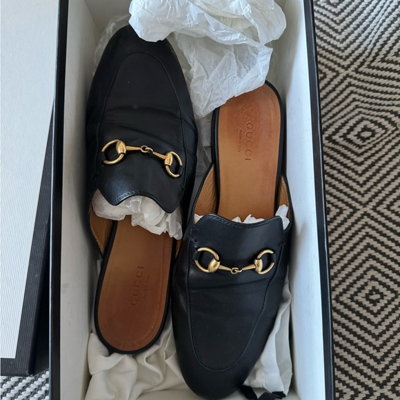Gucci loafers EW 37,5 conditions us on the picture. With original box. - Picture 1 of 6
